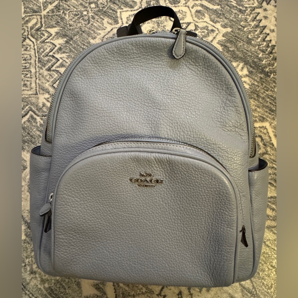 COACH leather backpack  EUC